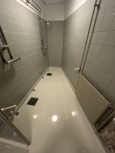 Epoxy gulv i baderum i Horsens